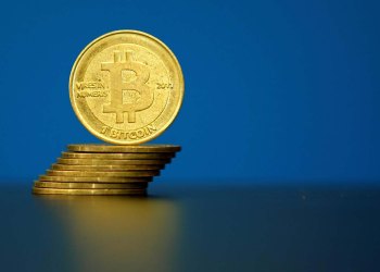 Can Bitcoin Win the Influence Game Against CBDCs?