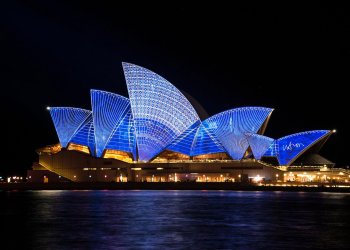 Governor of Australia’s Central Bank Calls Interest in Bitcoin ‘Speculative Mania’