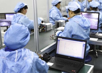 Chinese Cryptocurrency Mining Company Plans to File IPO Outside of China