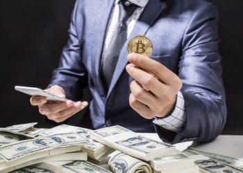 Fundstrat: Bitcoin Recovery Underway, ‘Setup is Very Attractive’