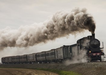 Bitcoin Price Analysis: Will $8K Stay for More than a Day?