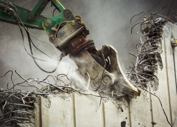 eos take down bitcoin