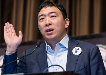 andrew yang bitcoin cryptocurrency