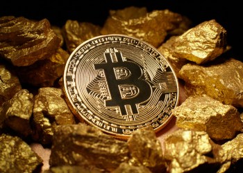 Gold Price Dips as Iran Risk Subsides, Bitcoin Retains Value