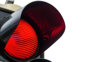 Altcoins Could Face Capitulatory Decline as Crypto Market Hits Key Resistance