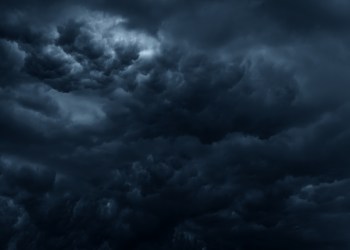 Bitcoin Will Confirm a Massive Bearish Distribution Pattern if it Breaks $8,600