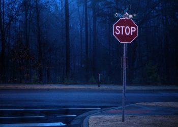 Trader: Bitcoin Could Be Forming a Massive “Bull Trap” as Bearish Signs Emerge