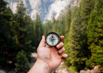 Ethereum Reaches a Fate-Determining Level as Analysts Watch for Volatility