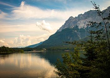 Here’s Why Analysts Think That Ethereum’s Uptrend Remains on Track