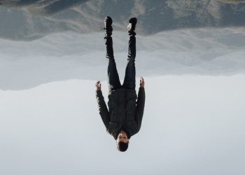 Ethereum Could Plunge to $315 if Bulls Fail to Defend One Key Level