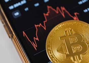 Chief Investment Officers Don’t Really Like Bitcoin, Goldman Sachs Survey Reveals