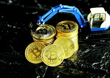 Data: Bitcoin Miners Shift From Being Spenders To Hodlers In Past 2 Years