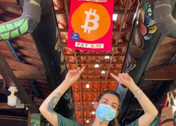 Bitcoin Italia podcast visits a street market