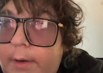 Andy talking to Gary Vee