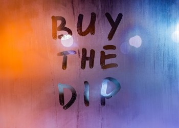 bitcoin buy the dip crypto nigel green devere