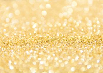 Azukis released a new golden skateboard NFT to the top 8 bidders.