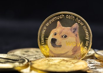 Dogecoin riskeert death cross na 9% crash - DOGE koers in gevaar