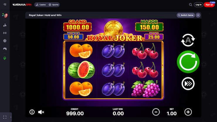 playing Royal Joker Hold and Win on Katana Spin