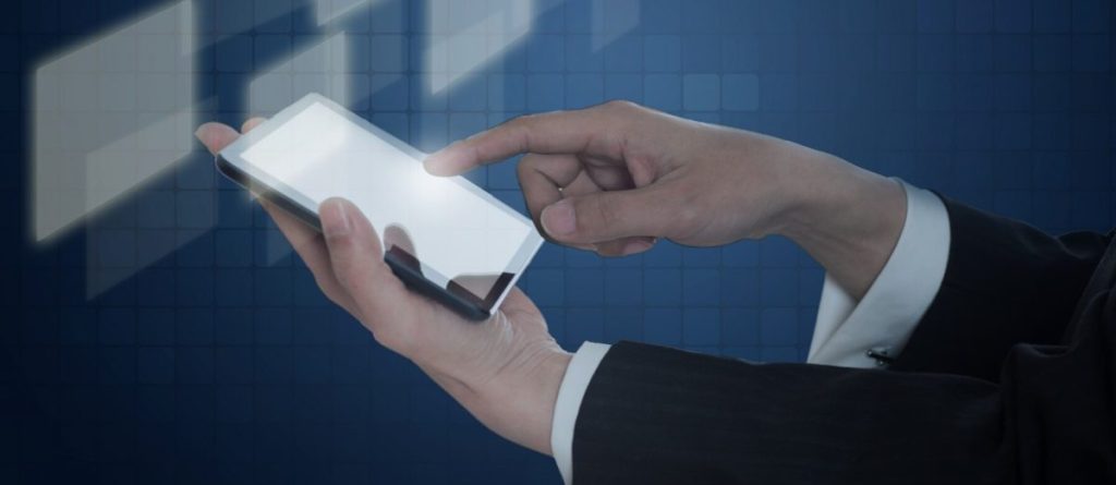 Plaćanje karticom, PayPal-om ili Kripto – Što odabrati?