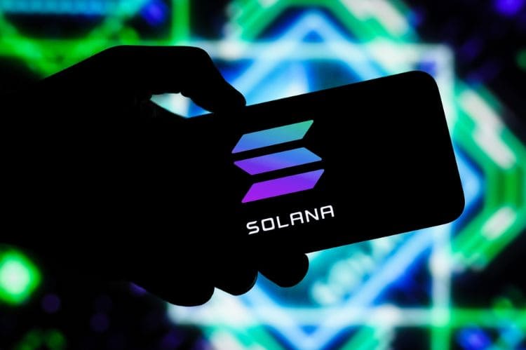 TOP 5 Solana meme monetos investavimui šiandien