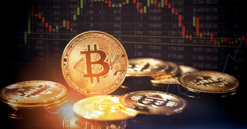 se merita sa investesti in criptomonede in 2025