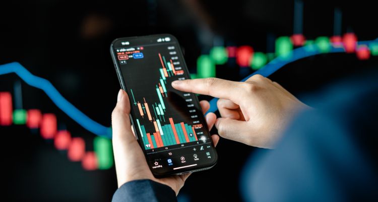 Kriptovaliutų kainos kaita per 24 valandas