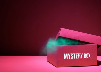 Кутии с електроника