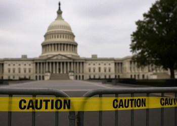 DeFi US Shutdown legt SEC lahm - Altcoin-ETFs warten auf Entscheidung