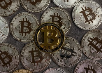 Биткоин