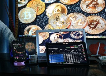 Coingecko Publiceert Snelst Groeiende Beste Altcoins 2025: Stijgt Solana Naar $500?