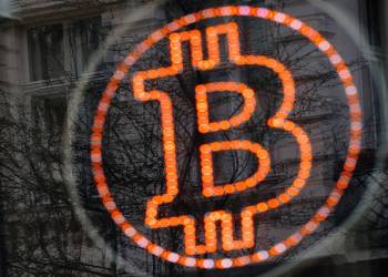 Is Tether Abandoning Bitcoin For Gold? $1 Billion Monthly Buys Boost Reserves